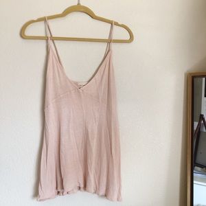 Dainty tank